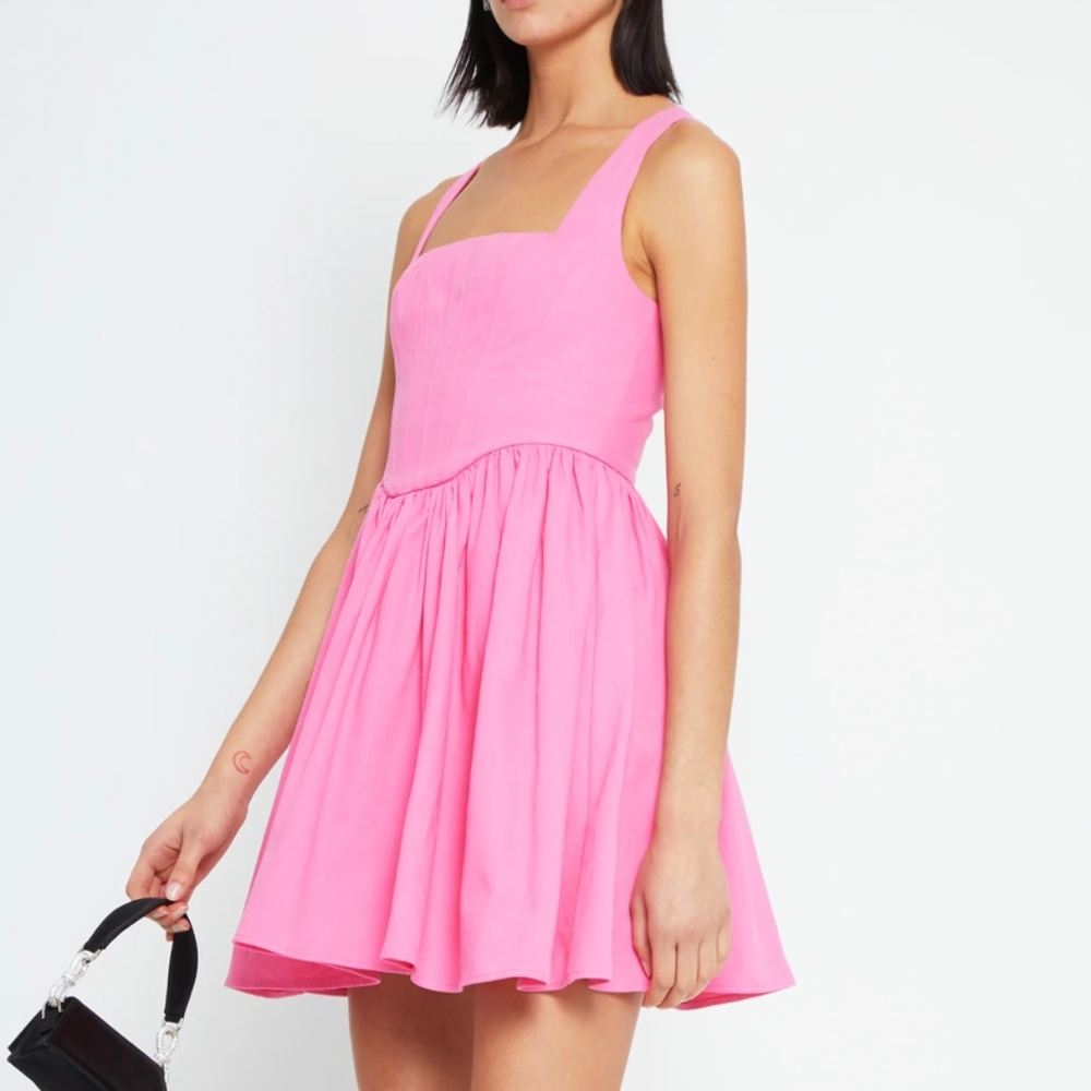 Kourt lele dress NWT